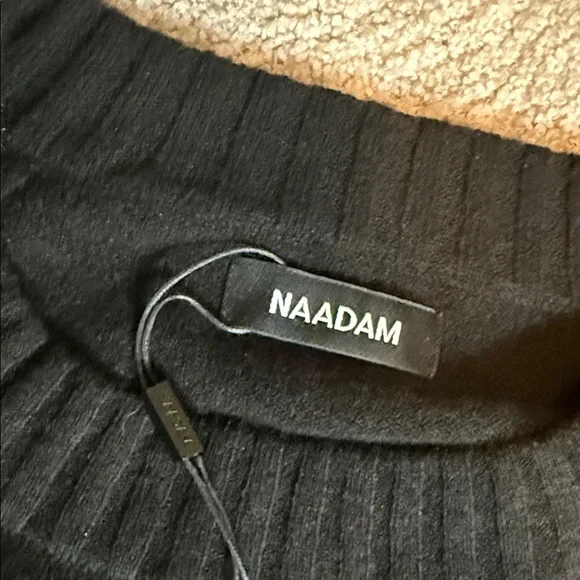 NAADAM Women's Sweater - Picture 4 of 6